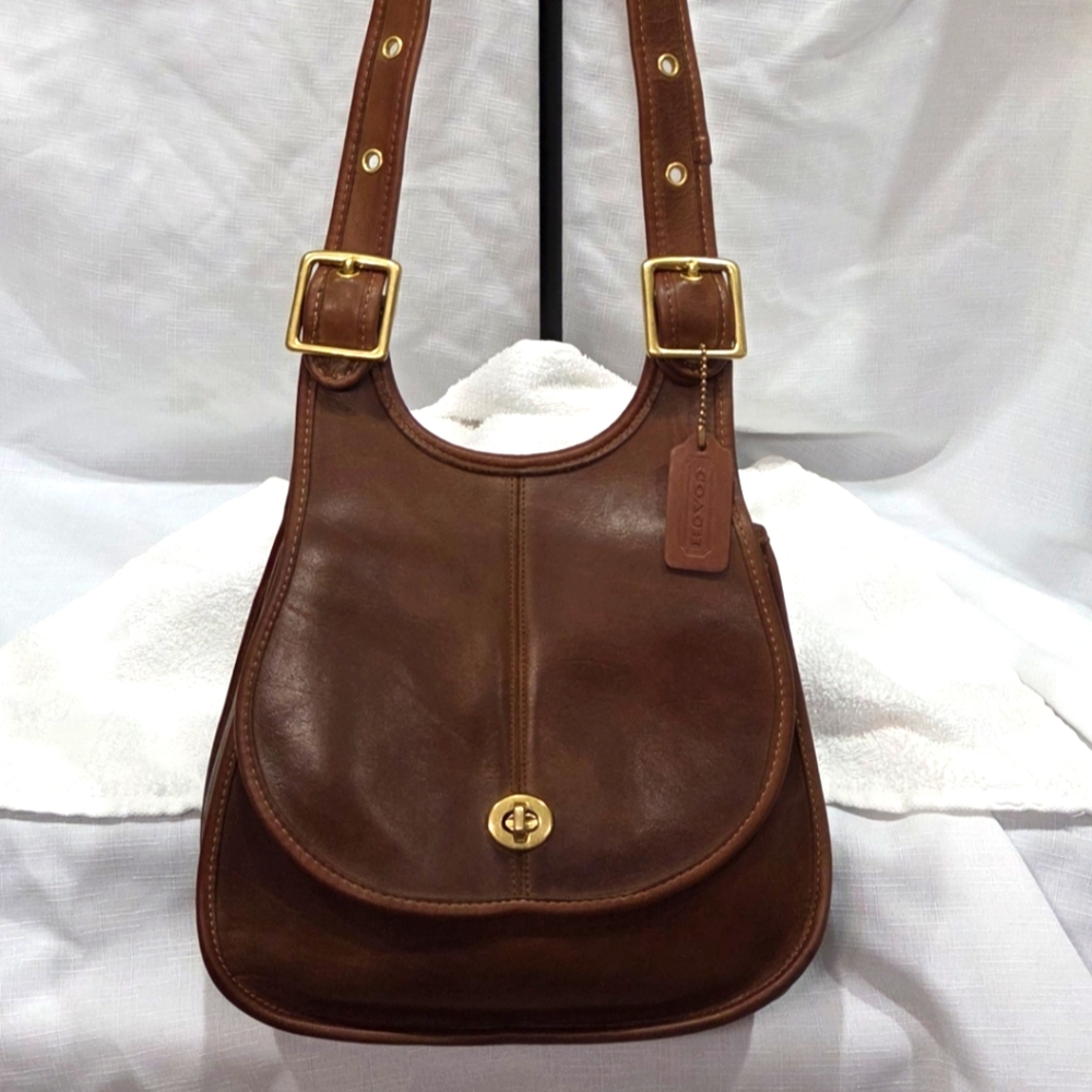 Coach Vintage Ceescent Saddle Bag 9235 New York City